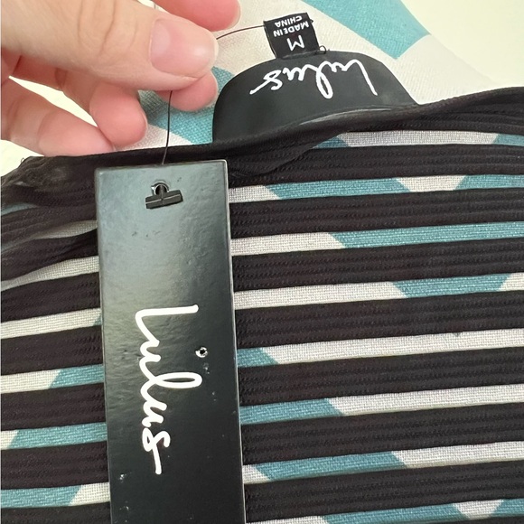 Lulu’s Black Perfect Mesh Body Con Dress size Medium - Picture 5 of 5